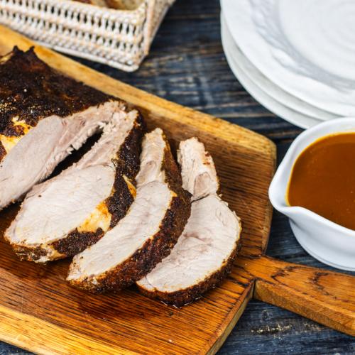Запечена корейка зі свинини з пивним соусом